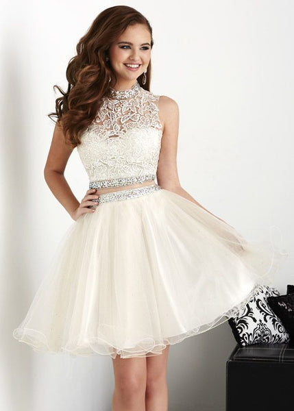 White Halter Lace Applique Two Piece Tulle Homecoming Dresses with Bead Belt