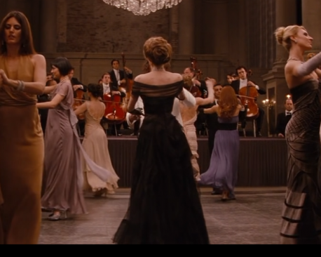 angelina jolie the tourist black dress Angelina Jolie Black Dress The Tourist