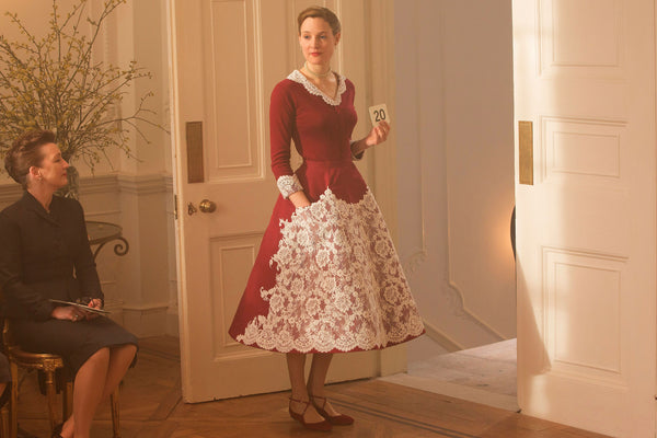 Red Long Sleeve Vicky Krieps Alma Movie Phantom Thread Dress V-neck Lace Evening Dress