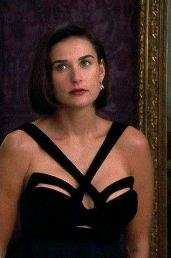 demi moore black dress Demi Moore delivered high drama at the 2026 SAG Actor Awards, floating down the red carpet in a breathtaking Schiaparelli Couture gown. The black wool crepe bustier dress featured a trompe l'oeil