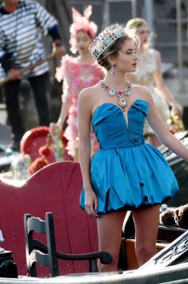 leni klum prom dress Leni Klum Wears Mom Heidi's Black Strapless Dress from the 90s to Prom