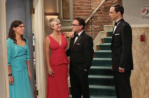 Kaley Cuoco As Penny Dress The Big Bang Theory Plunging Prom Dress