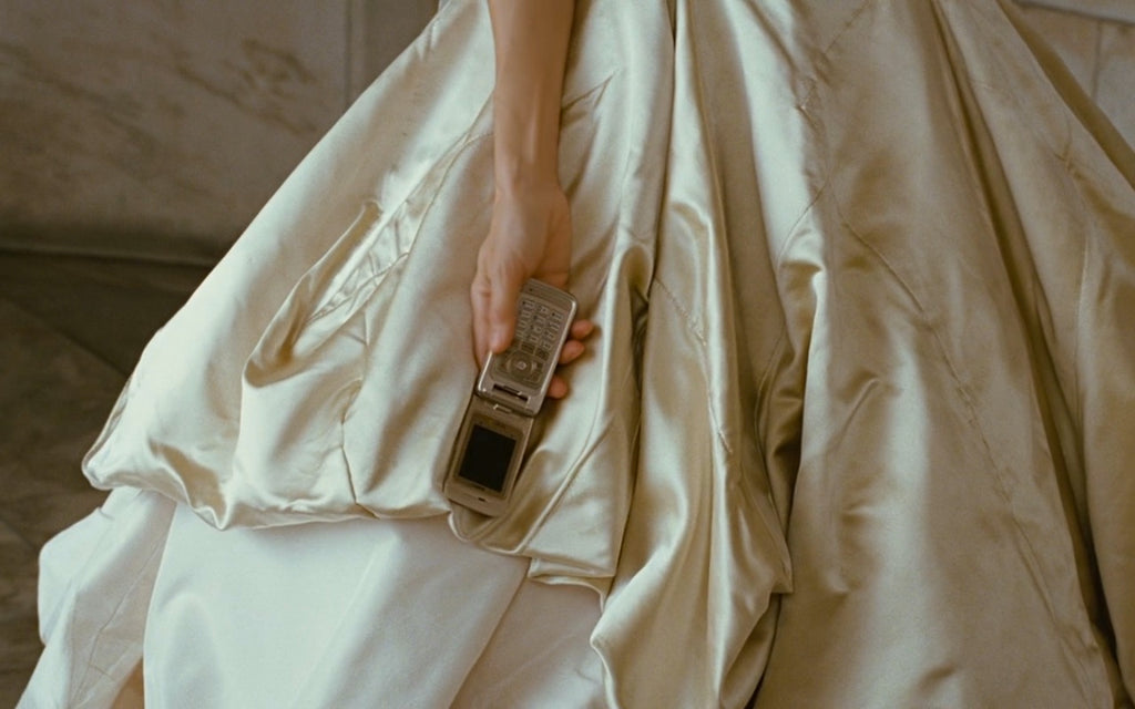 carrie bradshaw wedding dress Why Carrie's rewear on 'And Just Like That' was 'complicated' All the Details of Carrie