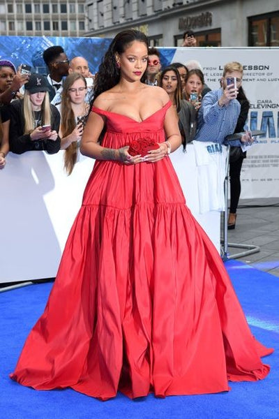 Red Rihanna Sexy V Neck Pleated Prom Celebrity Formal Dress Gown Valerian Premiere