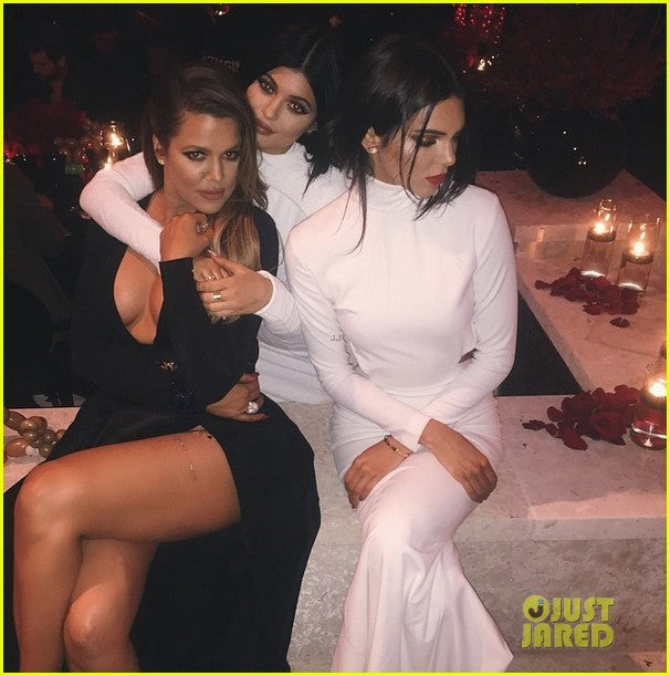 white christmas dresses White Kendall Jenner Tight Long Sleeves High Neck Dress Cut Out Prom C Hoprom white christmas dresses White Kendall Jenner Tight Long Sleeves High Neck Dress Cut Out Prom C Hoprom