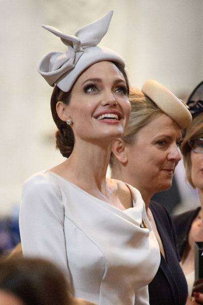 White Angelina Jolie Long Sleeves Cocktail Party Celebrity Dress Ahead of the Service of Commemoration Pale Gray