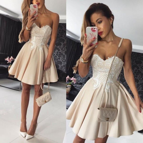 White Strapless Applique Pleats Short Homecoming Dresses – Hoprom