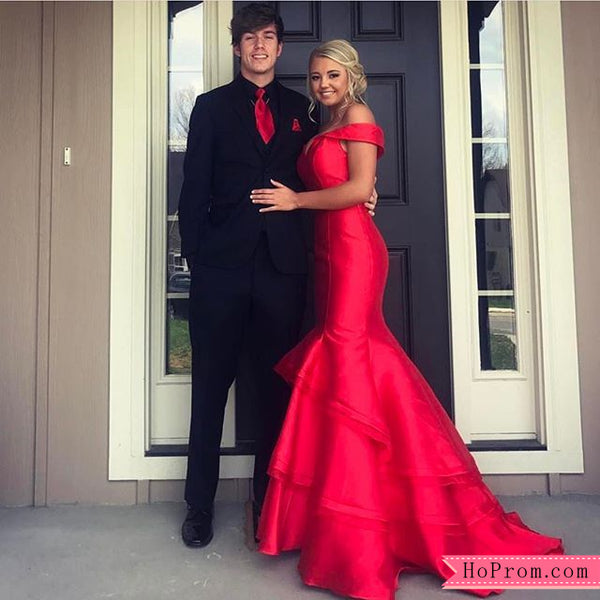 Elegant Red Layered Skirt Mermaid Prom Dress