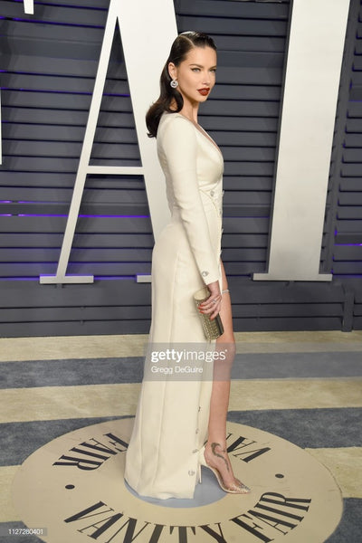 White Nick Jonas Riyanka Chopra A line V neck Long Sleeves Dress High Slit Prom Celebrity Formal Dress Vanity Fair Oscars Party