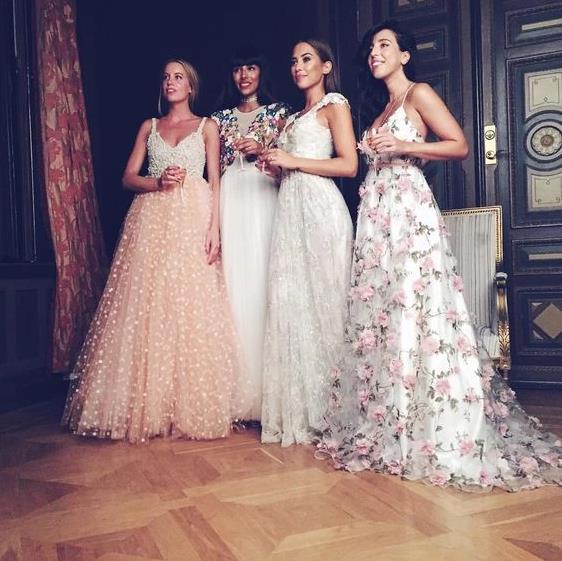 Sexy V Back Prom Tulle Prom Dresses Beading Evening Dresses