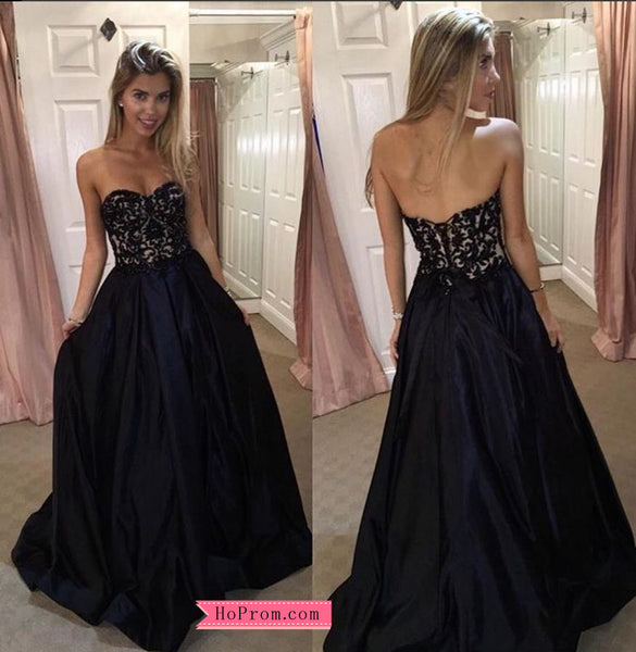 Black Sweetheart Neckline Beaded Appliques Prom Dress