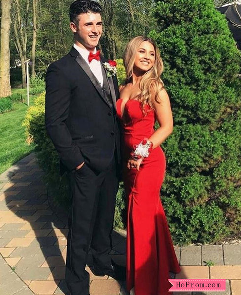 Red Deep Plunging Neckline Prom Dresses High Slit