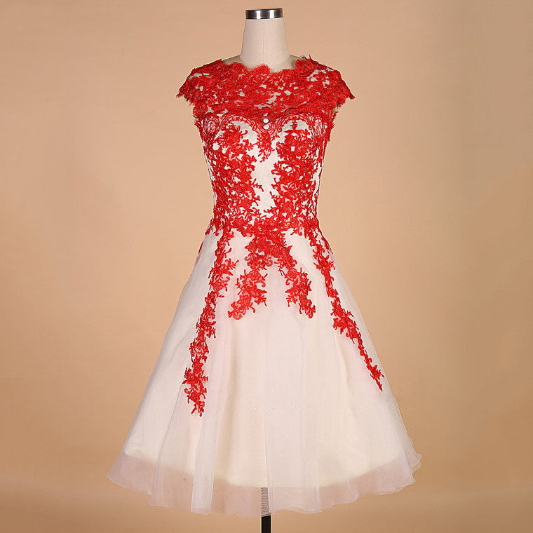Short Sleeve Scoop Neck Homecoming Dress， Red Applique Chiffon Homecoming Dress