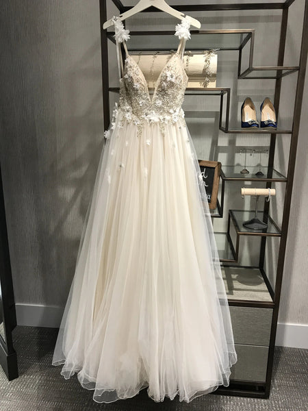 Spaghetti Straps V Neck Floral Sexy Prom Dress Applique Lace Evening Dress