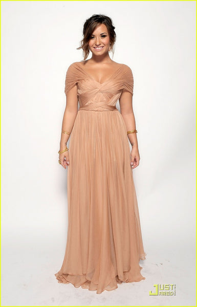 Champagne Demi Lovato Cap Sleeves Ruffled V Neck Dress Off the shoulder Chiffon Prom Celebrity Evening Dress ALMA Awards