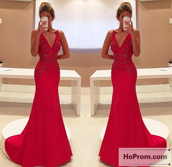 V-Neck Red Memriad Floor Length Prom Dress Evening Dresses
