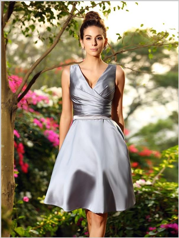 Princess V-neck Short Satin Bridesmaid Dresses,Ruched Sleeveless Bride Hoprom Princess V-neck Short Satin Bridesmaid Dresses,Ruched Sleeveless Bride Hoprom