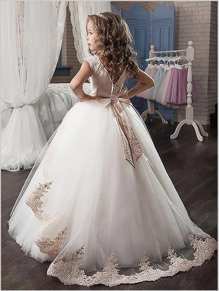 Tulle Scoop Sleeveless Flower Girl Dresses Floor Length Ball Gown With Applique