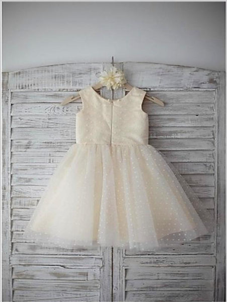 Tulle Princess Scoop Sleeveless Flower Girl Dresses Floor Length With Hand-made Flower