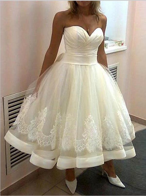 Sweetheart Tulle Applique Strapless Wedding Dresses Tea Length Ball Gown
