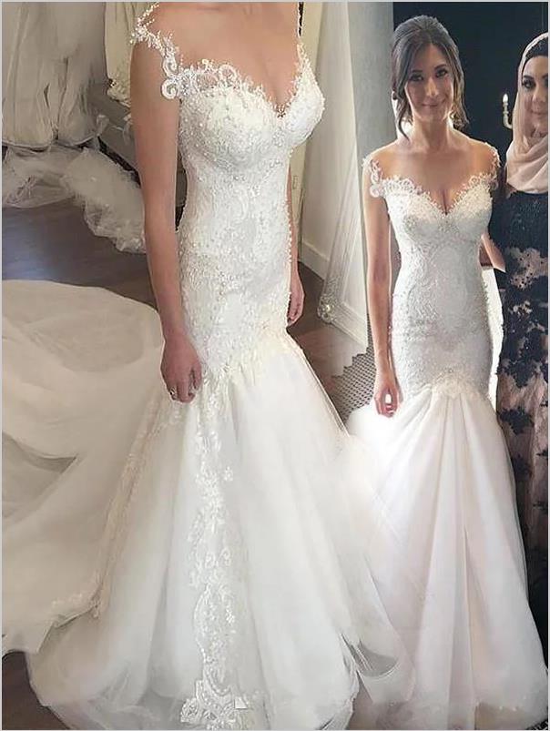 Trumpet Lace Tulle Off Shoulder Sleeveless Wedding Dresses Chapel Train Dresses